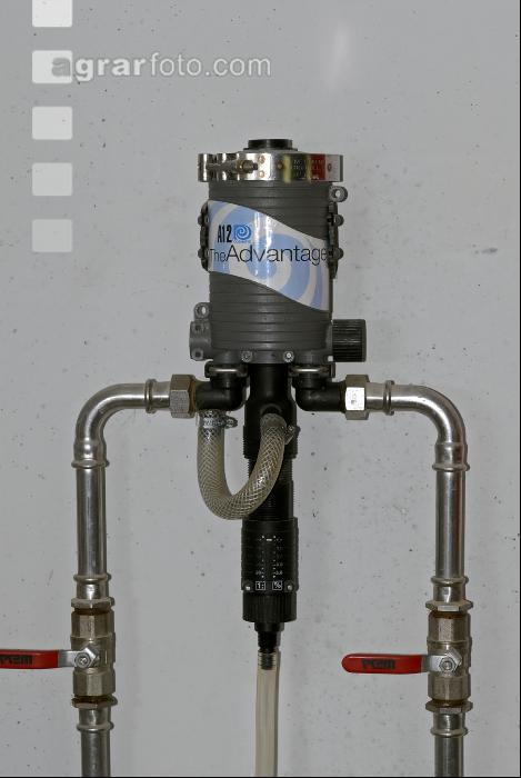 Stall Wasserdosierung 9