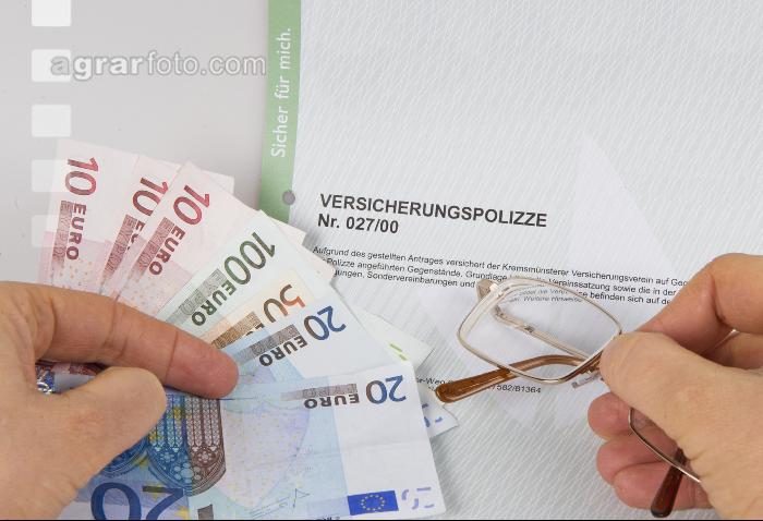 Versicherungspolizze 1