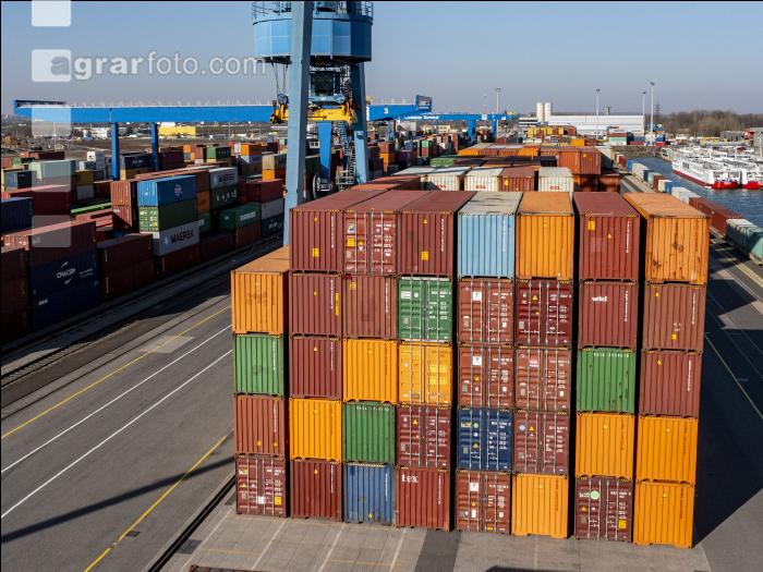 Containerhafen 5